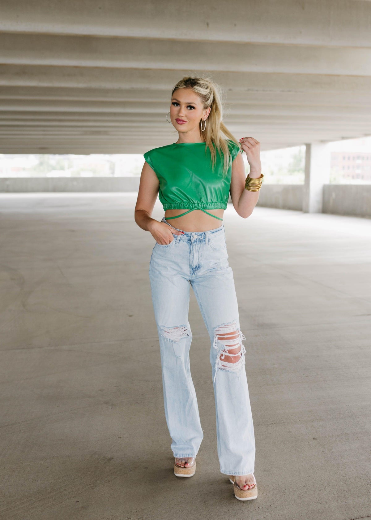 cropped muscle tie tank top
