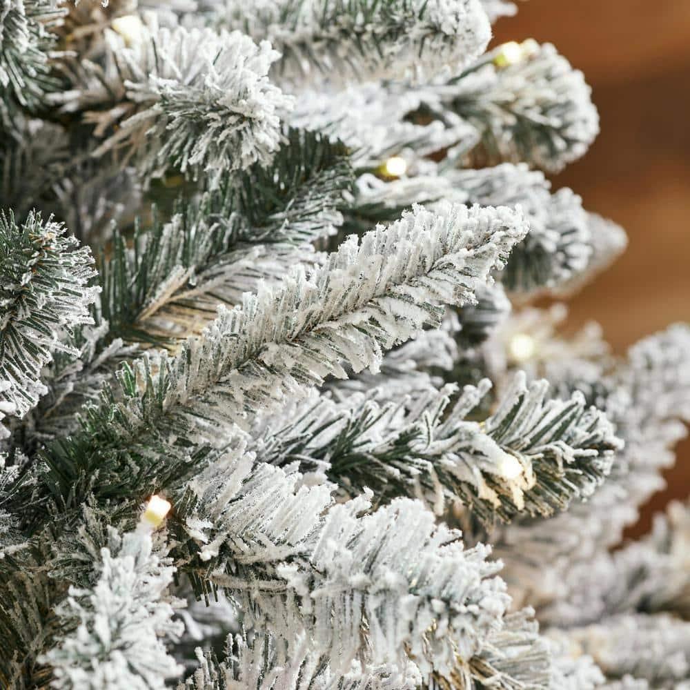 7.5 ft Alta Flocked Christmas Tree