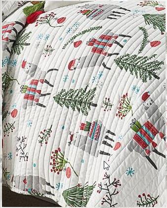 Merry Christmas Trees &amp; Llamas, Holidays Full / Queen Quilt &amp; Shams Set (3 Piece Bedding)
