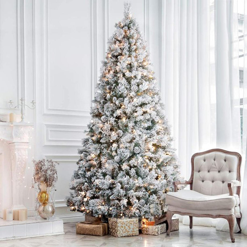 Hykolity 7.5ft Pre-Lit Snow Flocked Branches Artificial Christmas Tree With Pine Cones,1400 Tips,500 Incandescent/Warm White Lights,Foldable Metal Base