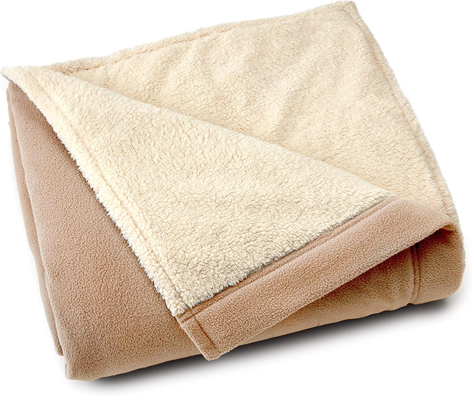| Signature Reversible Fleece/Sherpa Electric Heated Blanket with Safe &amp; Warm Low-VoltaTechnology, Full, Khaki