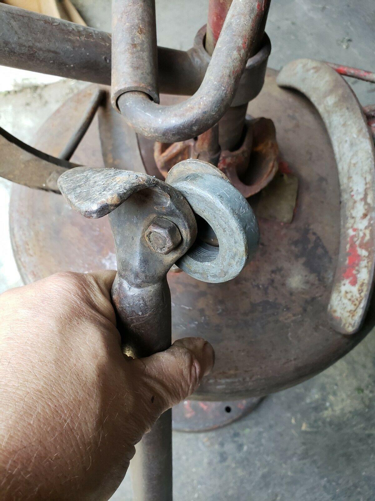 COATS IRON "TIREMAN" TIRE CHANGER manual machine hot rod garage