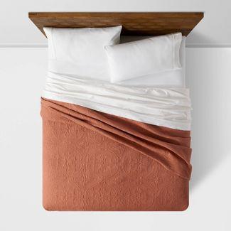 Medallion Stitch Quilt - Opalhouse - Bronze - Full/Queen