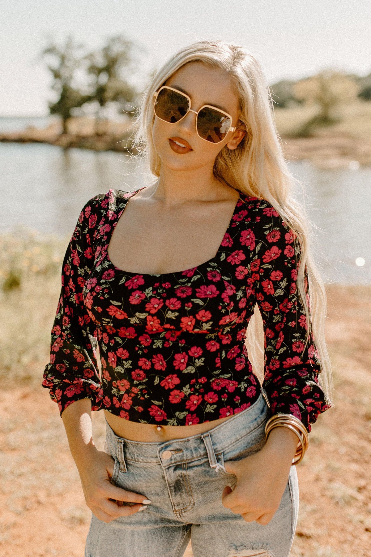floral black &amp; magenta top
