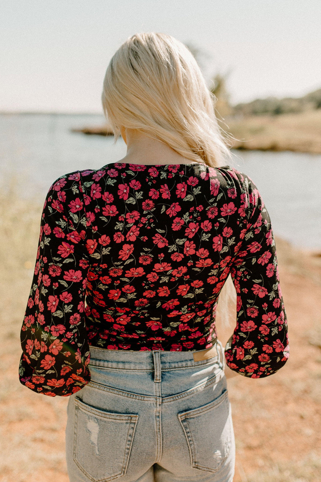 floral black &amp; magenta top