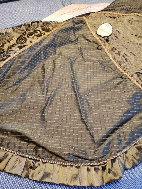Seasons of Serendipity Christmas Tree Skirt &amp; 3 Stockings Green Gold Embellish