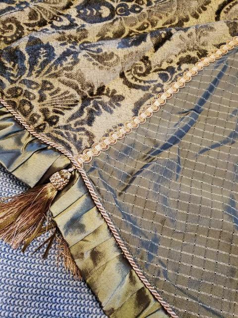 Seasons of Serendipity Christmas Tree Skirt &amp; 3 Stockings Green Gold Embellish