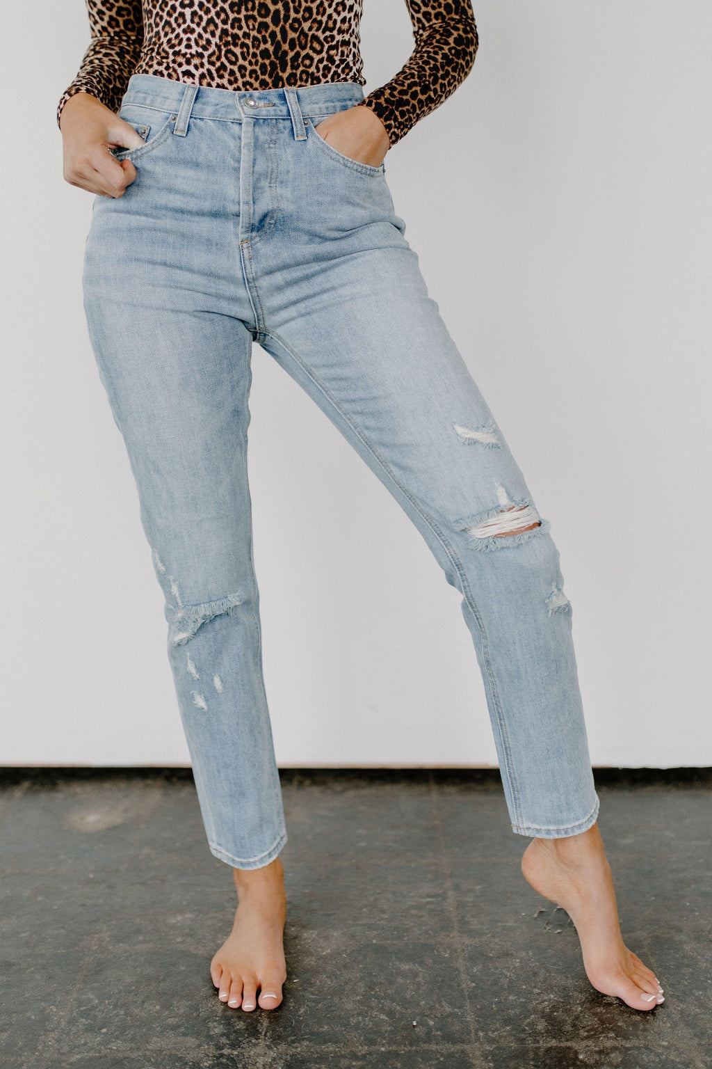 distressed boyfriend jeans