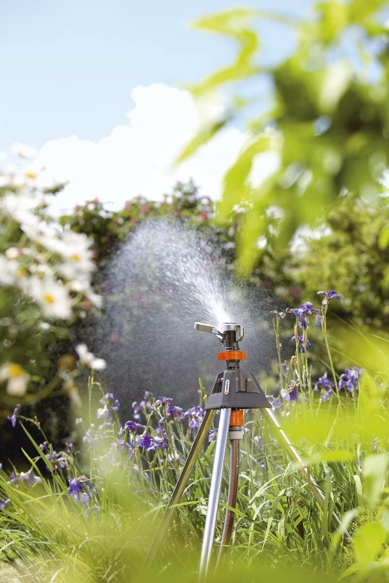 8138 High-Rise Pulsating Sprinkler On Tripod