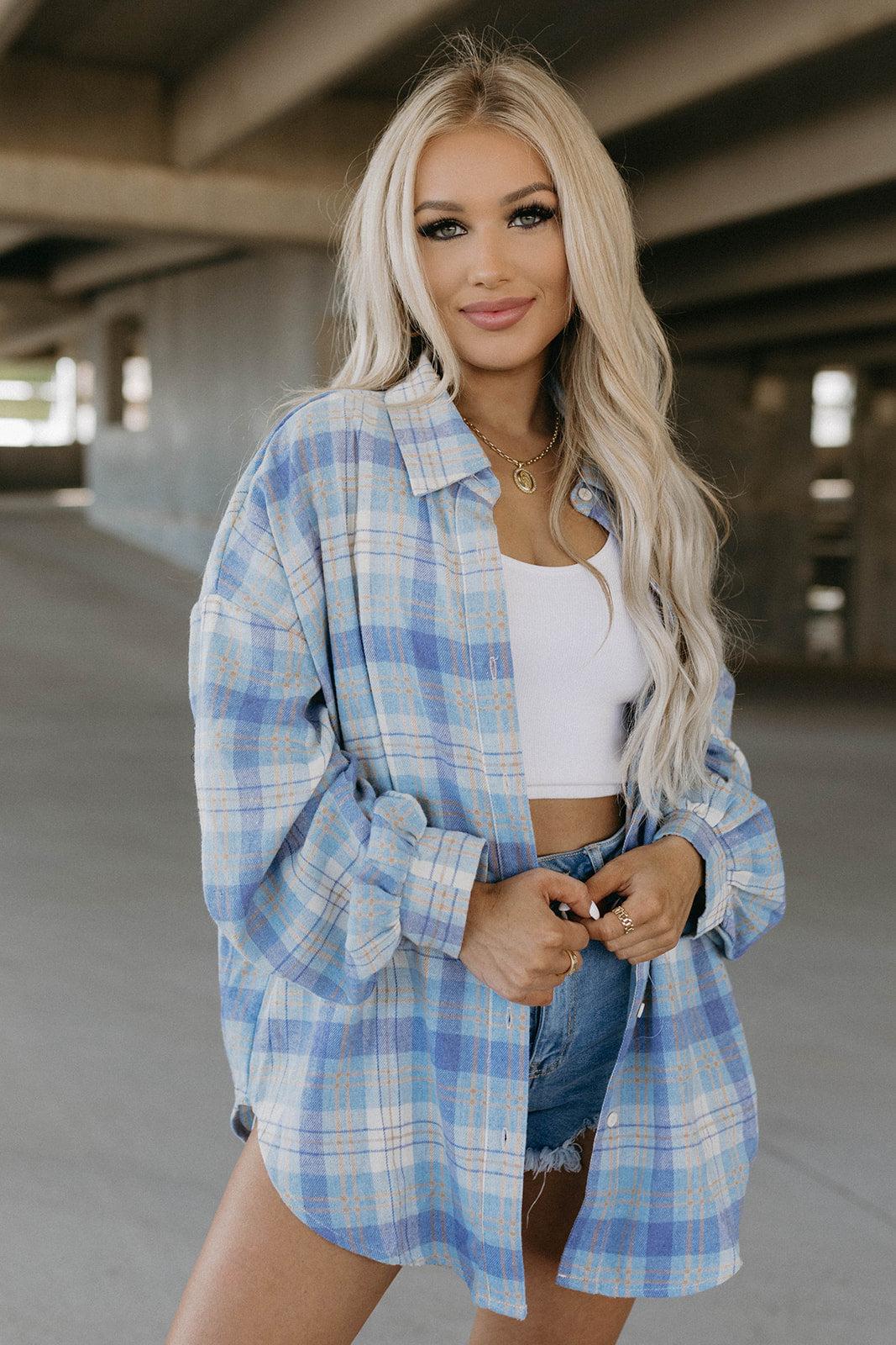 love oversized flannel - baby blue