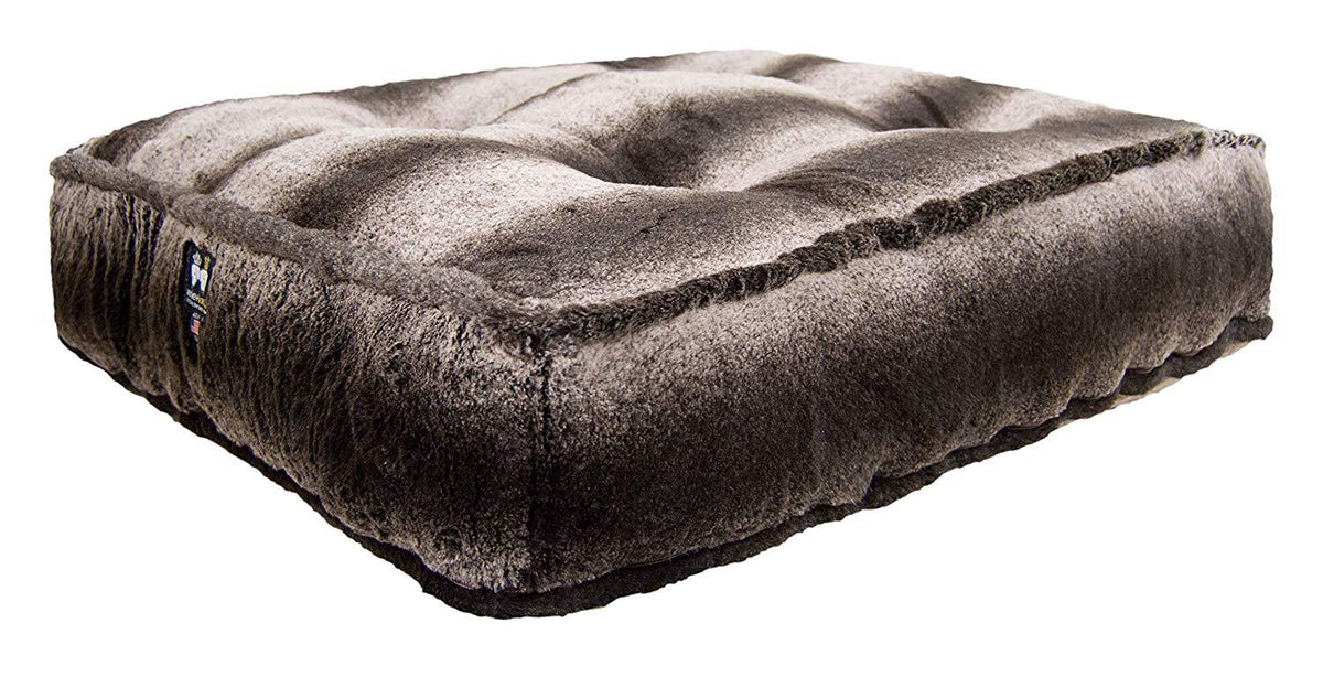Bessie and Barnie Frosted Glacier Luxury Extra Plush  Fur Rectangle Pet/Dog Bed (Multiple Sizes)