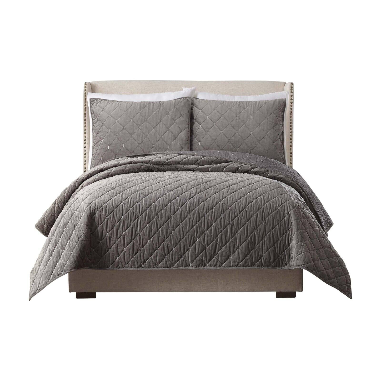 Ayesha Curry Cotton Velvet Quilt, Full/Queen, Grey