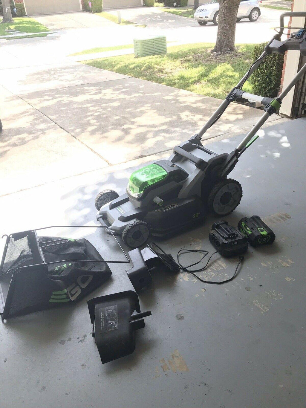 EGO Lawn Mower w/Lg Battery, Charger And Bag