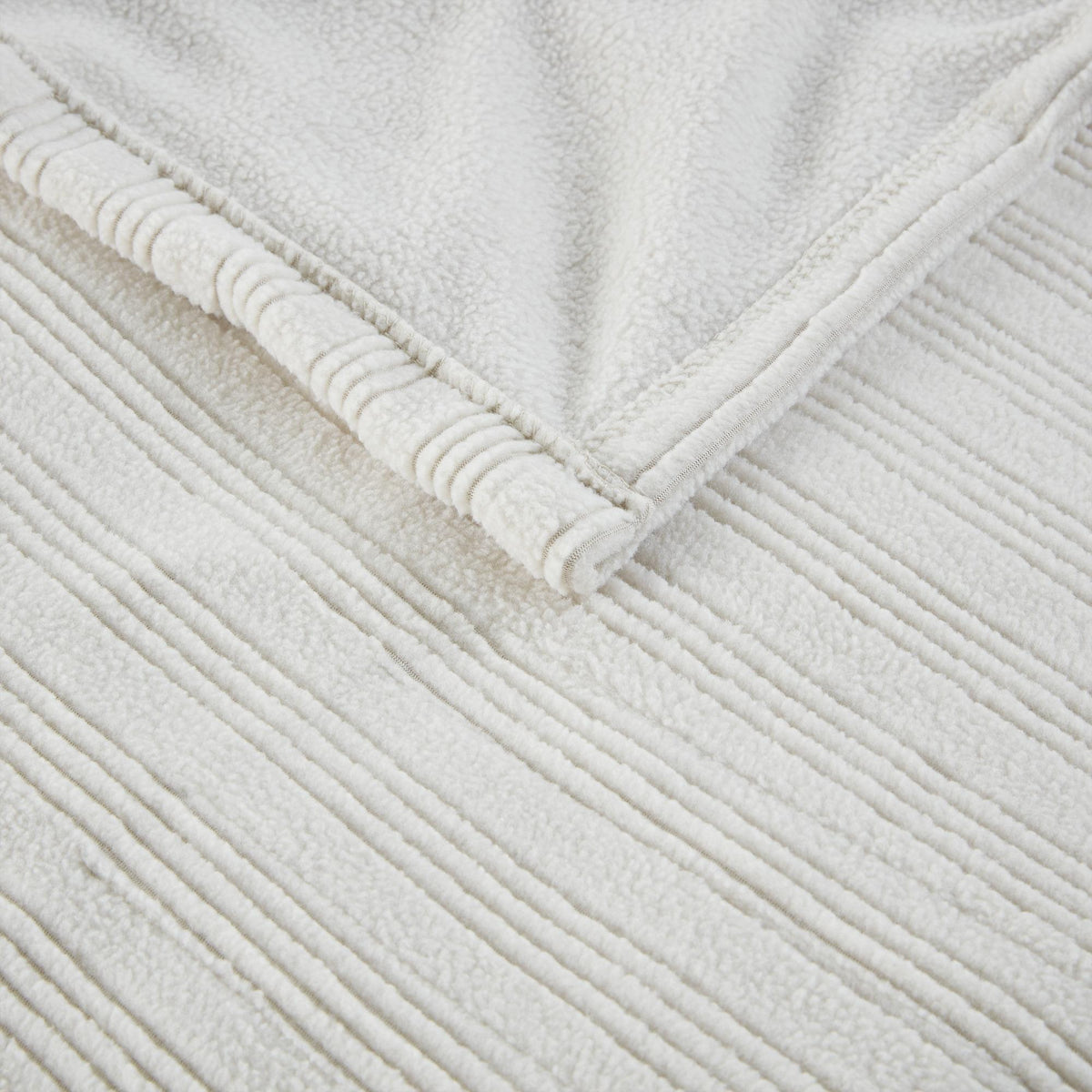 Serta Ribbed Micro Fleece Heated Blanket, Queen, Ivory
