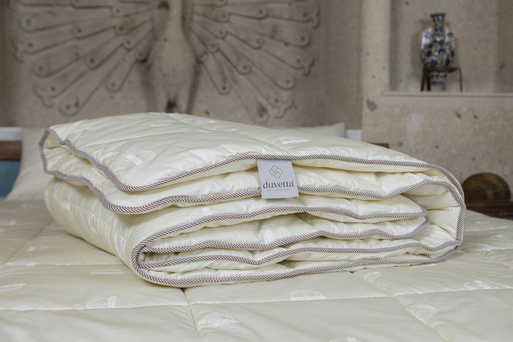Wondy Twin Size Premium Zealand Washable Wool Comforter, All Season Blanket, 100 Cotton Cover Fabric, Medium Weight Wool Fill, Wool Duvet Quilt, Size 68''x90''