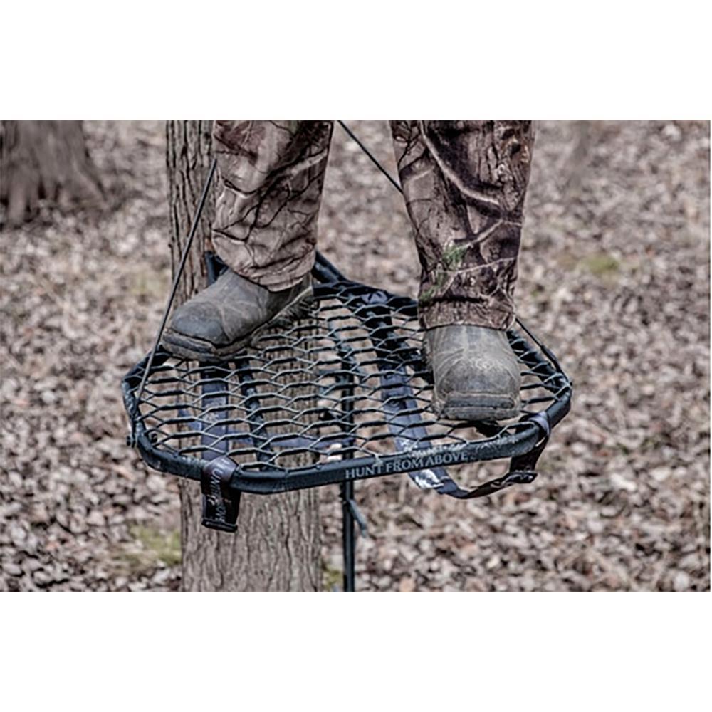 Combat Durable Steel Hang-On Hunting Treestand and Full-Body Safety Harness