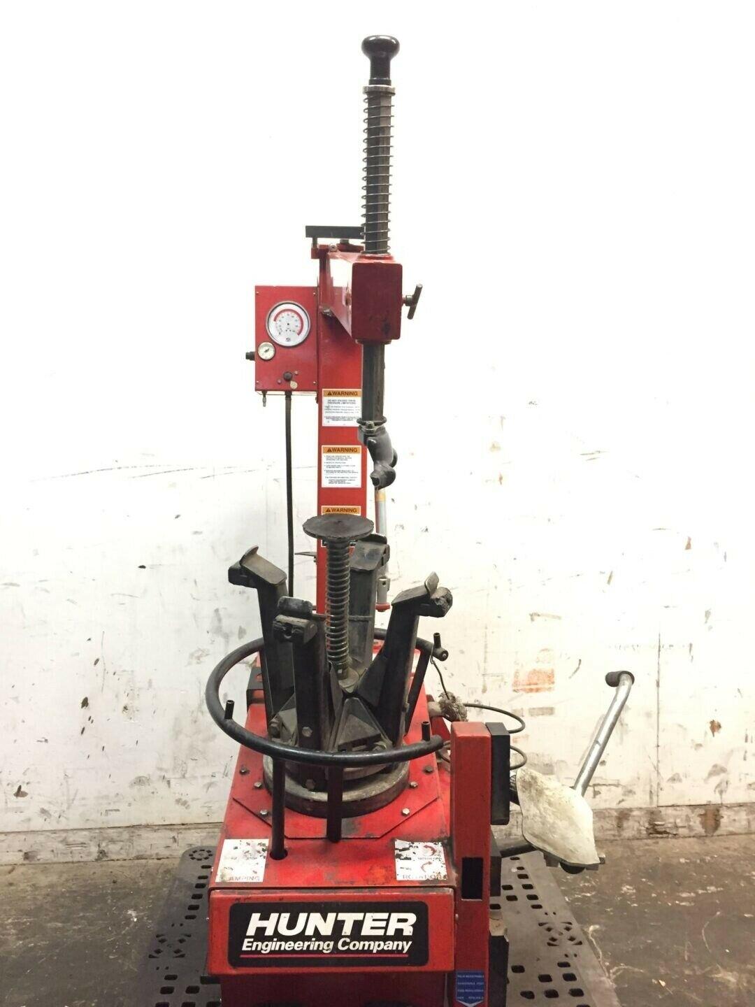 Hunter TC300 Tire Changer