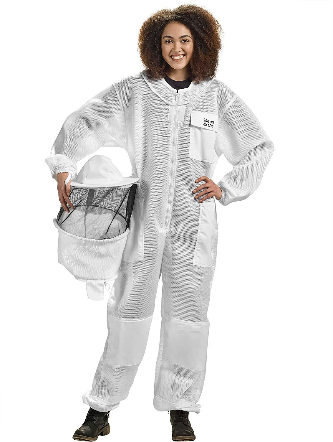 bees &amp; co u83 ultralight beekeeper suit with round veil