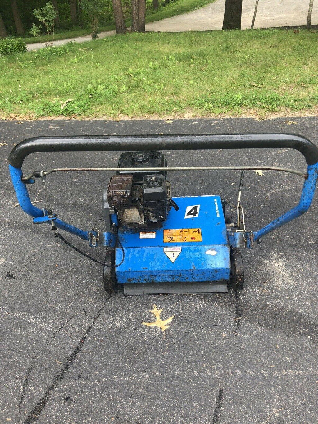 Blue Bird Dethatcher