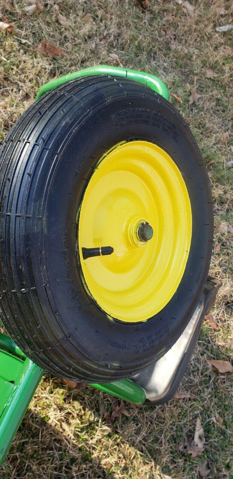 EXTREMELY RARE MADE IN USA JOHN DEERE 2 WHEEL SULKY (SIT-ON) W/NEW TIRES & PAINT