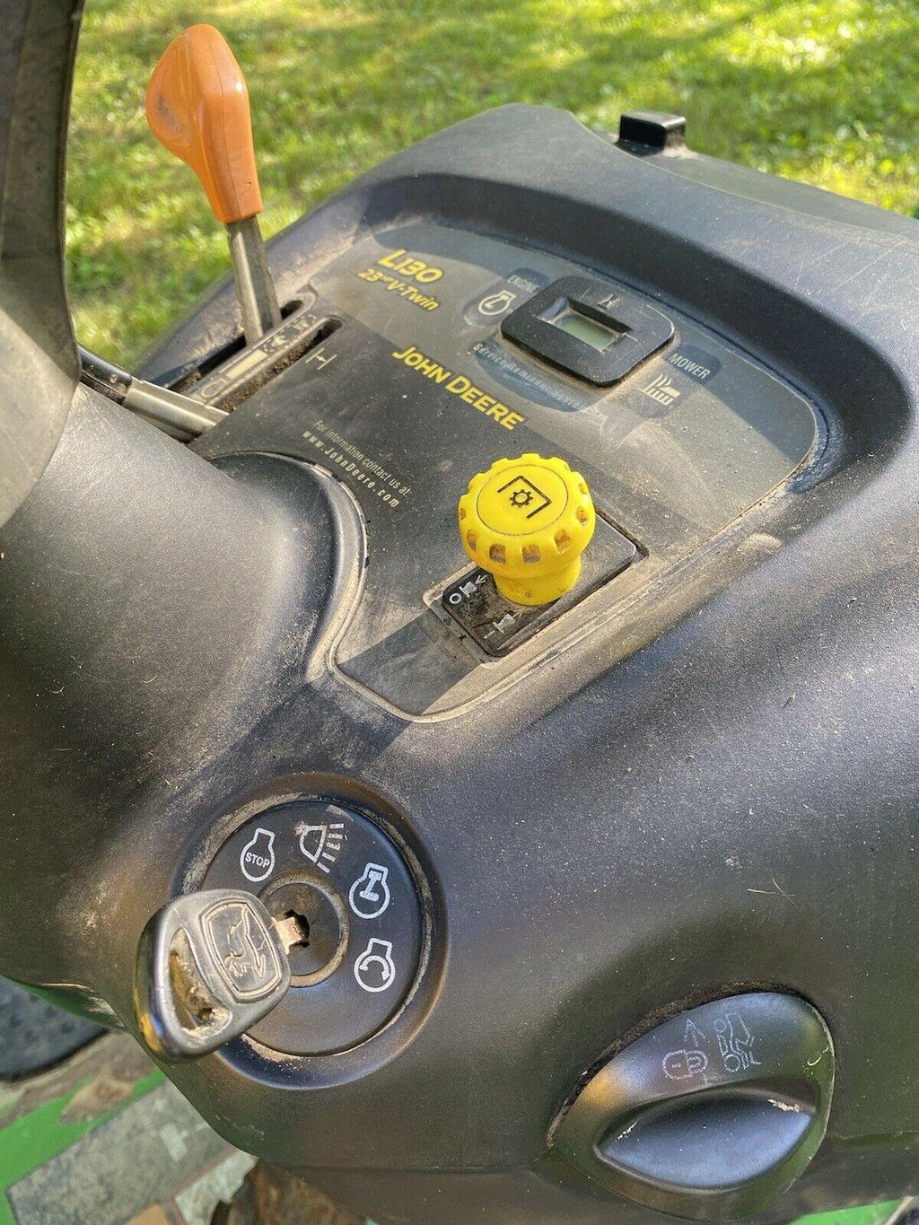 john deere lawn tractor