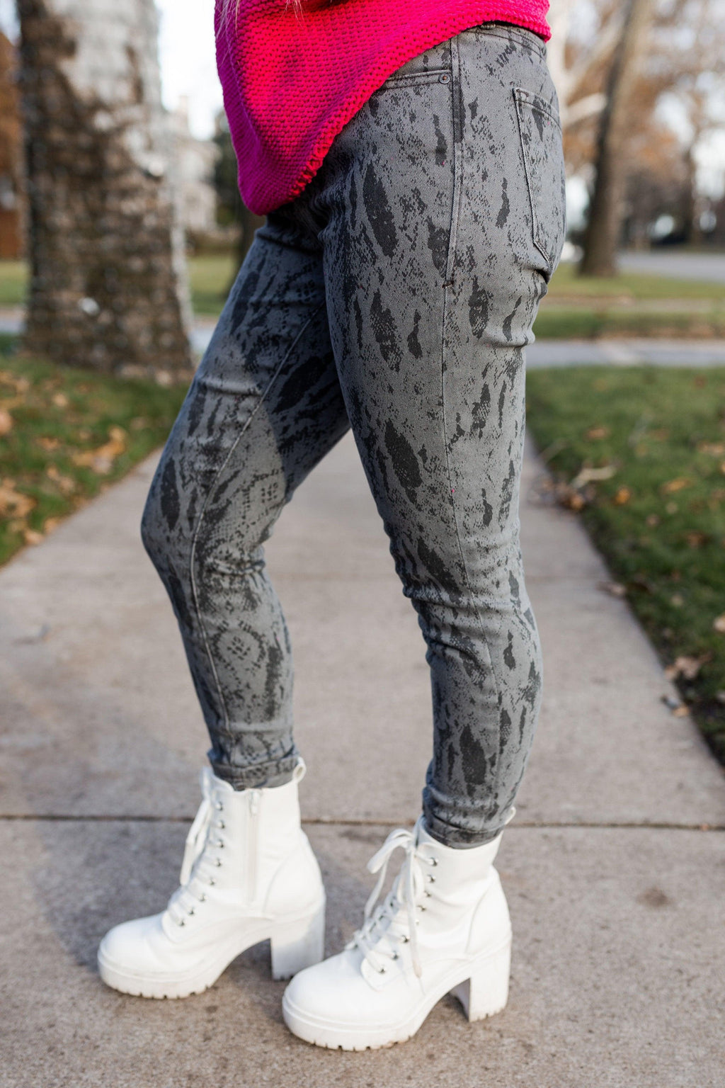 gisele snake ankle skinny jeans