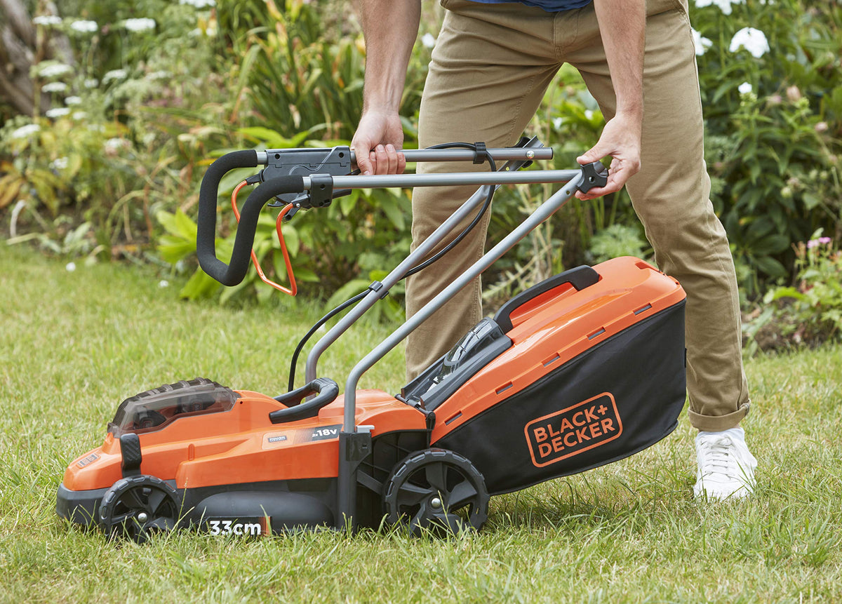 18 V Battery Lawn Mower (36 V with Two 18 V 2.5 Ah Batteries Supplied) - 33 cm - Adjustable Cutting Height - Basket 35 Litres BCMW3318L2-QW