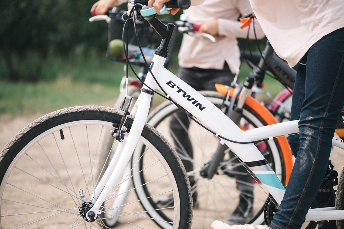Decathlon Rockrider ST100, Mountain Bike, 24'', Kids 4'5" to 4'11", White
