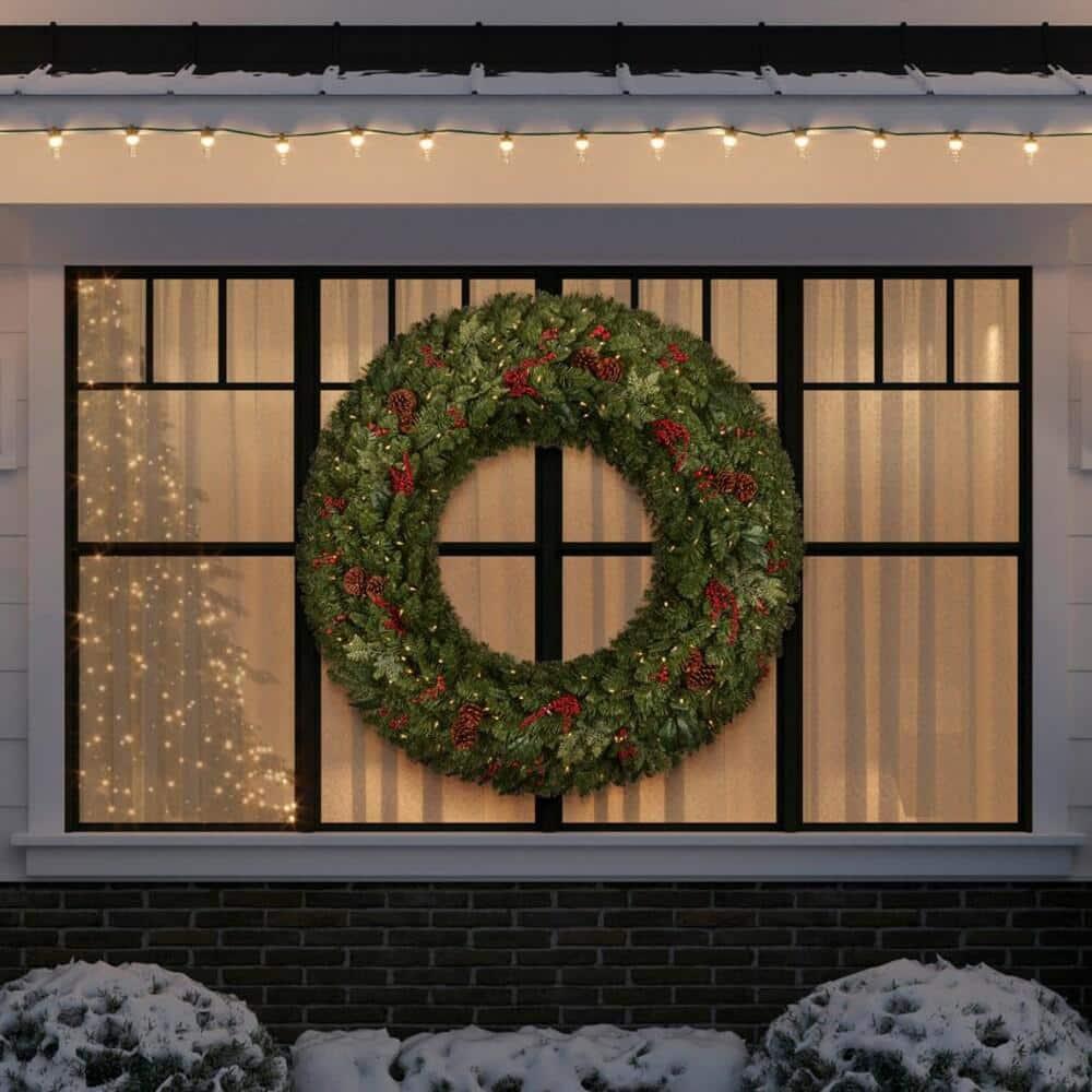 60 in Prelit New Winslow Fir Wreath