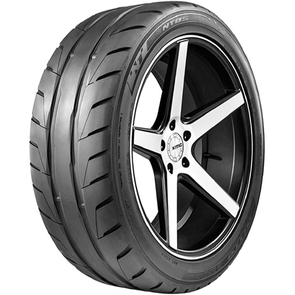 Nitto NT05 295/35R18 99 W Tire