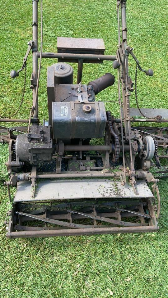 LOCKE REEL LAWN MOWER 75 TRIP w/ REVERSE