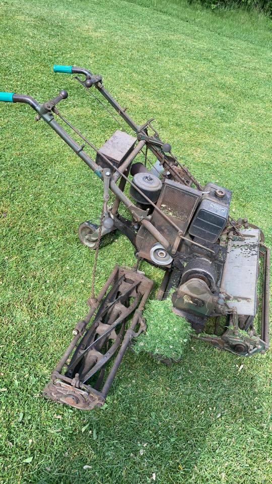 LOCKE REEL LAWN MOWER 75 TRIP w/ REVERSE