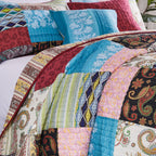 Greenland Home Fashions Bohemian Dream Quilt Set with Decorative Pillows