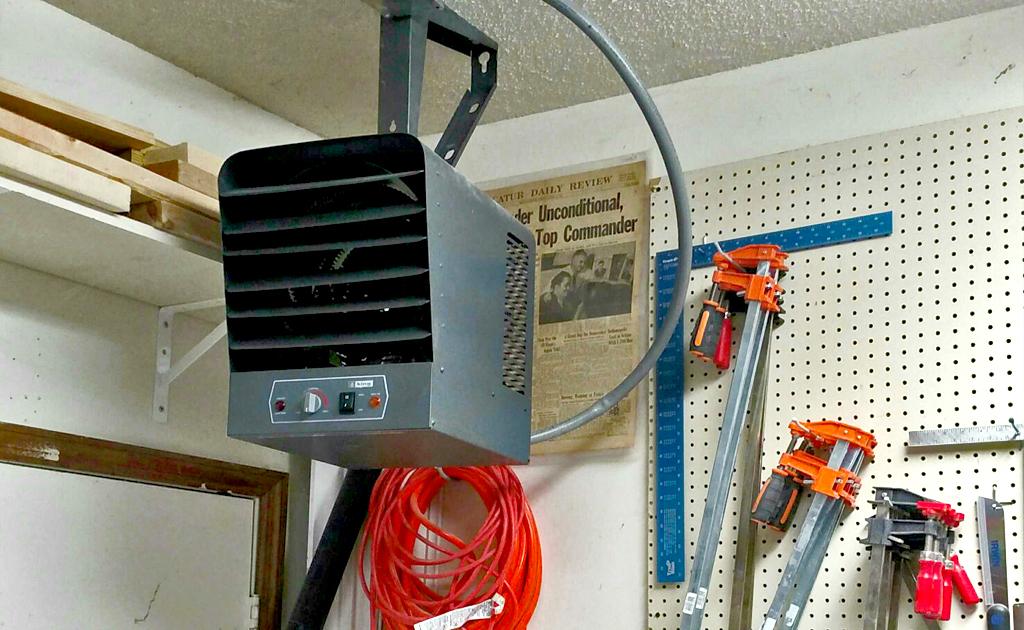 King Electric GH2405TB 240 Volt 5000 Watt Electric Garage Heater, Gray