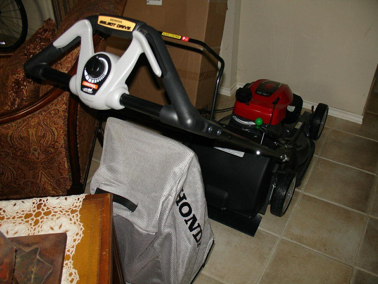 HRX217VKA mower local pickup