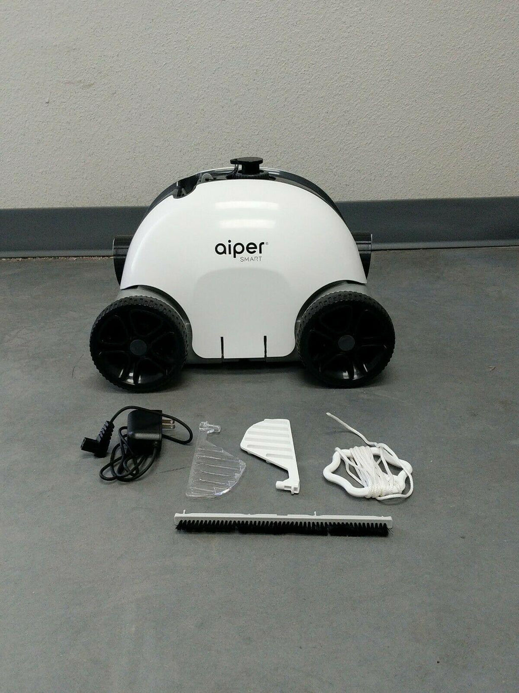 aiper cordless robotic pool cleaner pool vacuum with upgraded dual-drive motors