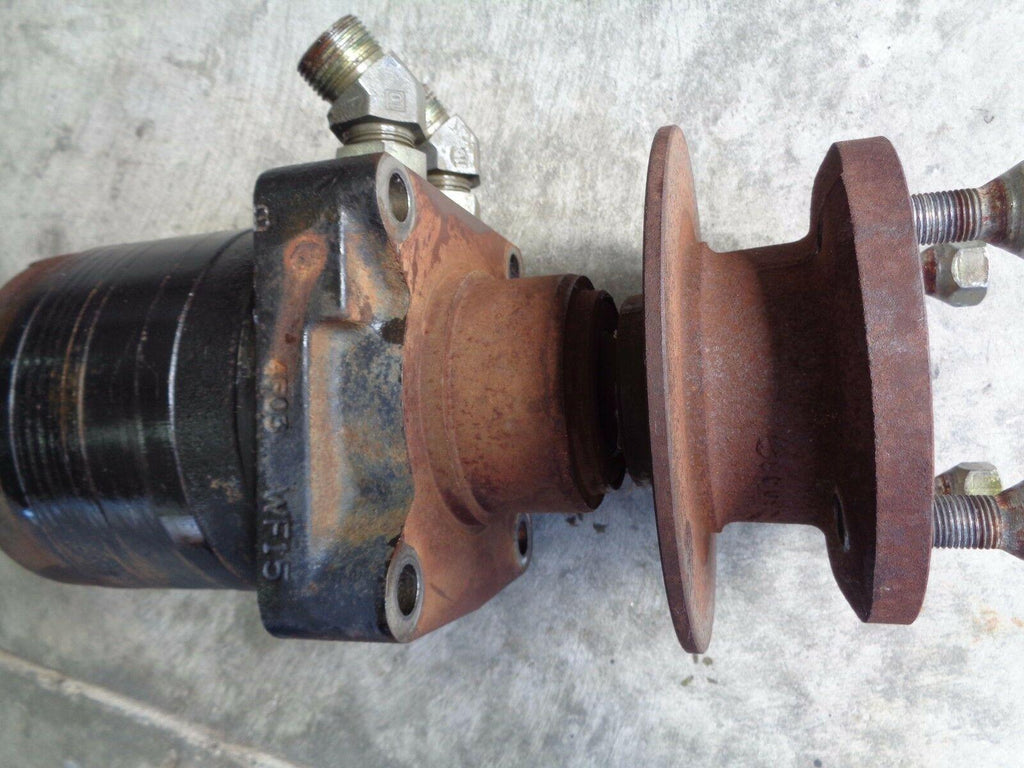 JACOBSEN G-P III WHEEL MOTOR. PARKER TORQMOTOR ME100208AAAJ
