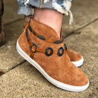 Women's Plus Size Chelsea Boots