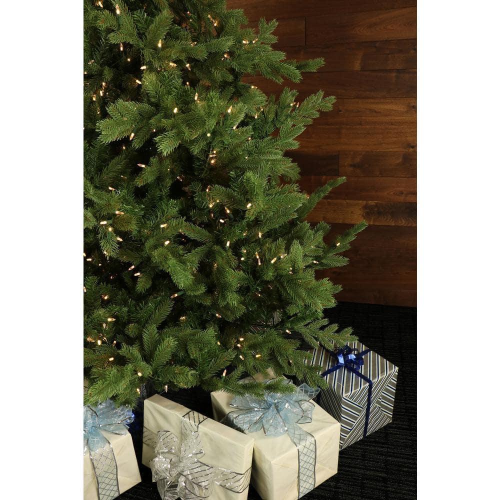 9 ft. Pre-lit LED Foxtail Pine Artificial Christmas Tree with 1250 Clear String Lights