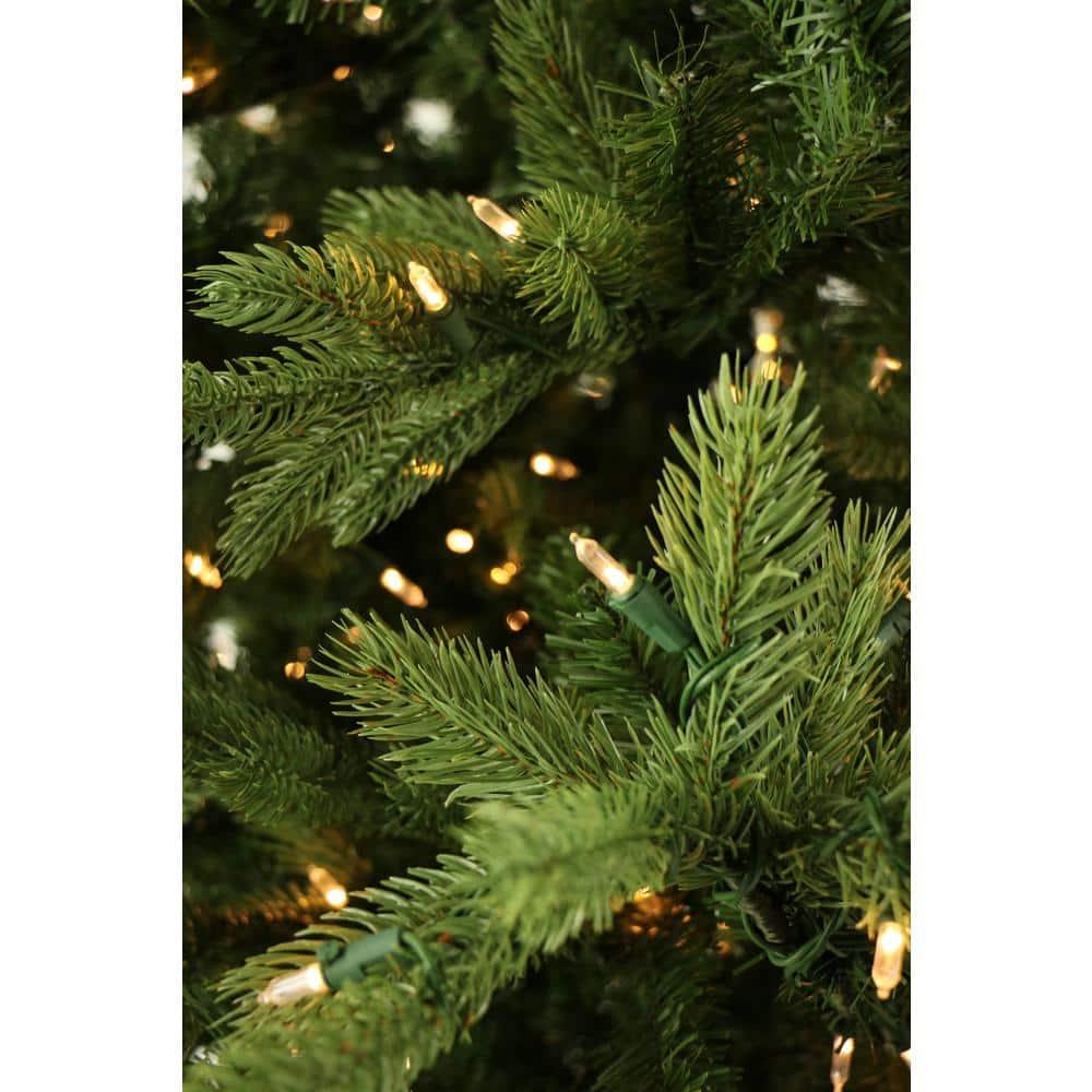 9 ft. Pre-lit LED Foxtail Pine Artificial Christmas Tree with 1250 Clear String Lights