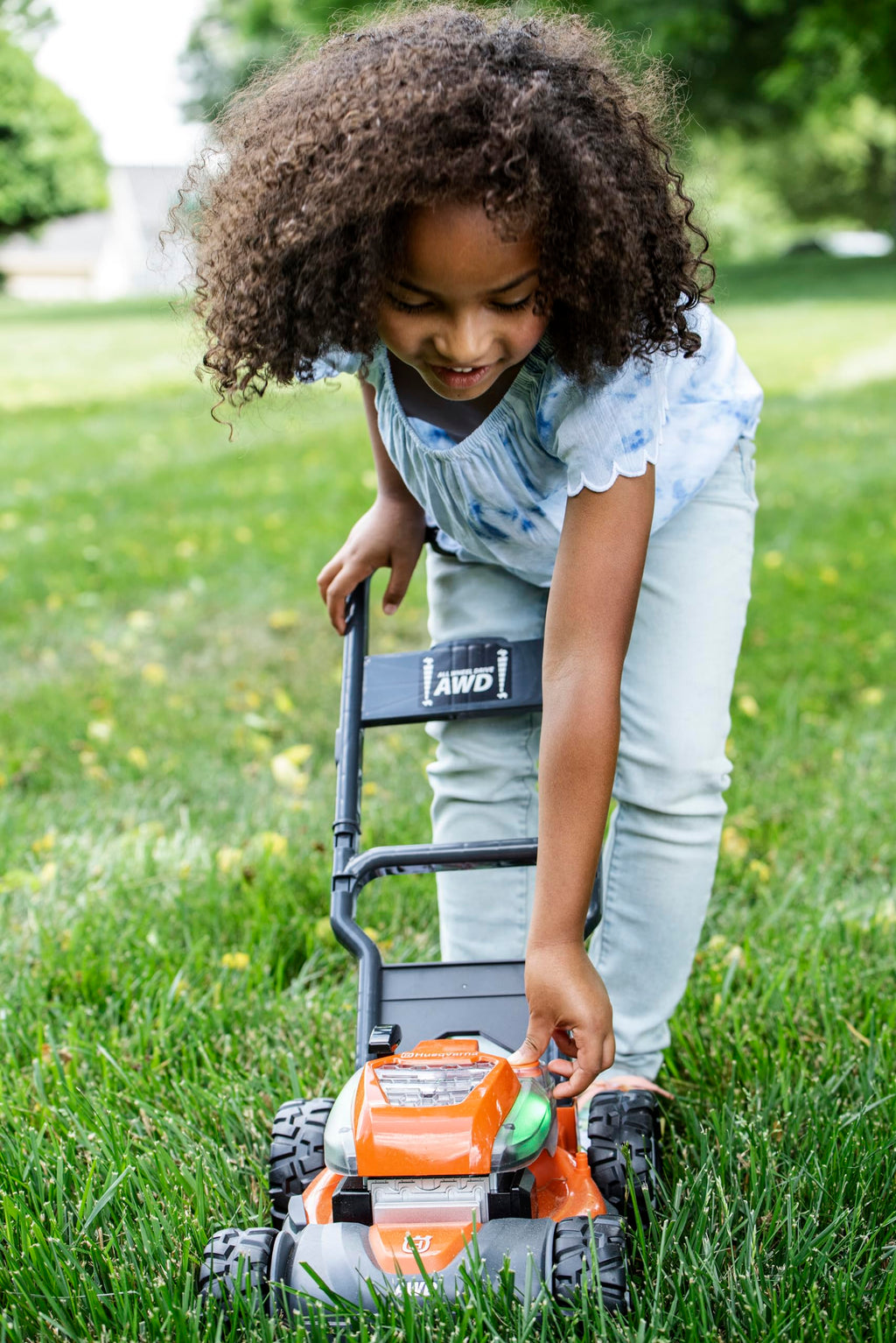 589289602 Toddler Toy Lawn Mower with Realistic Sounds and Light-Up Engine for Ages 2 and Up