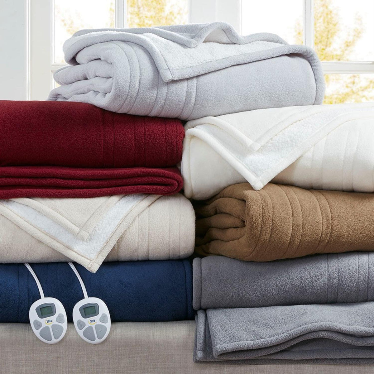 Gracie Mills Polyester Fleece to Sherpa Heated Blanket with Burgundy Finish ST54-0144