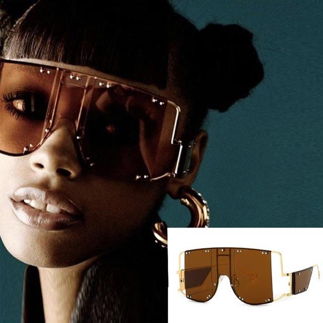 Sunglasses - Ladies Luxury Oversized Rivet Shades