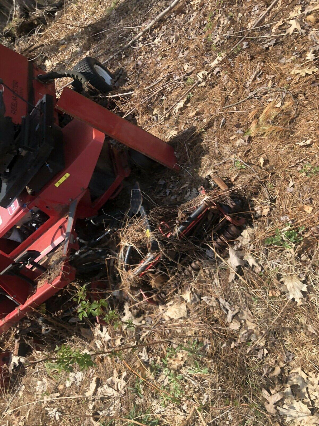 2 Reel Mowers 3235b + Reel 5200D Mower For Parts