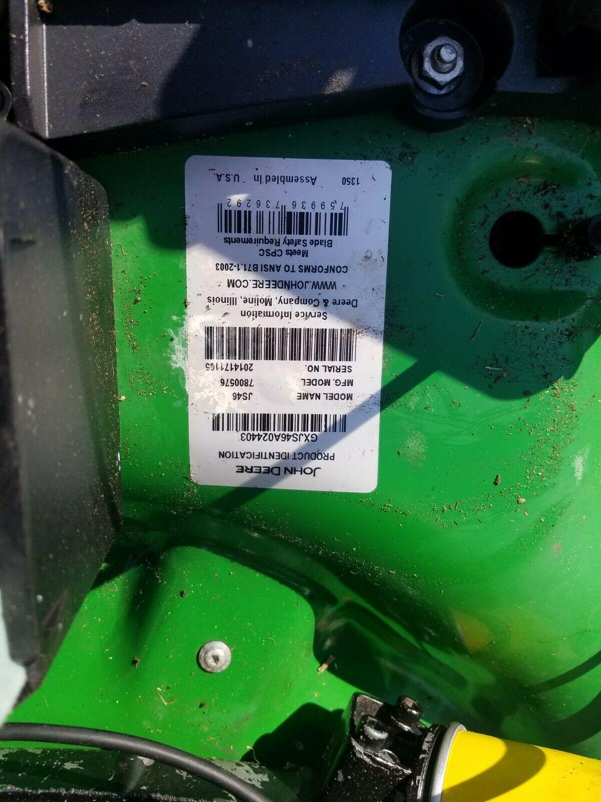 JOHN DEERE JS46 Drive System 8.75HP. Lawn Mower w/Mulcher