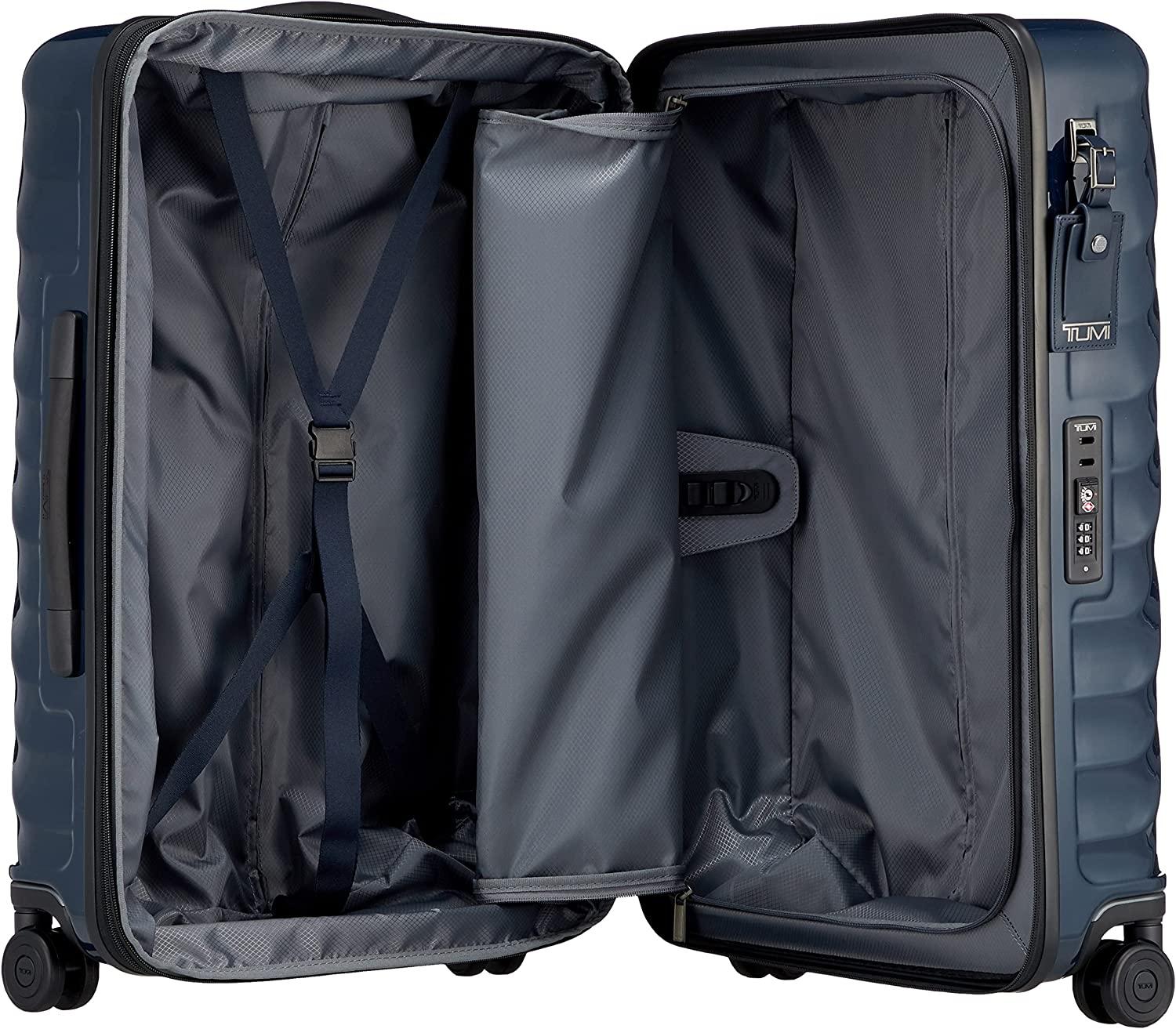 19 Degree Polycarbonate Short Trip Expandable 4 Wheel Packing Case Navy One Size