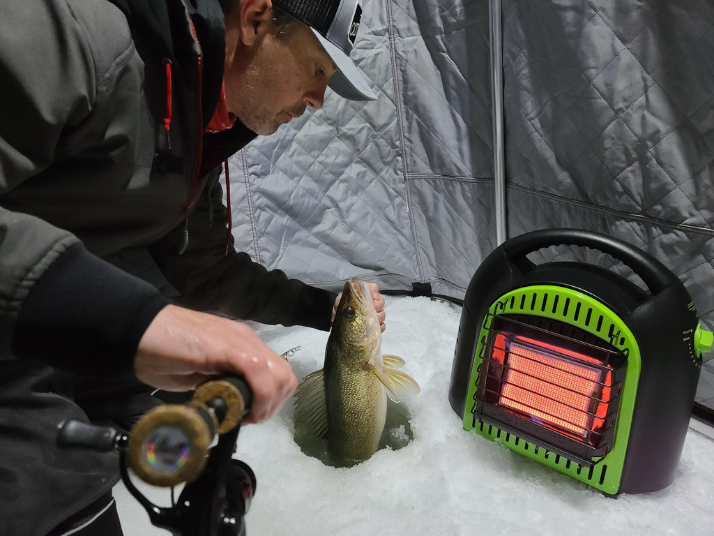 Portable 20,000 BTU Thermostatic Radiant Camping Propane Heater for 1 lb LP Tank