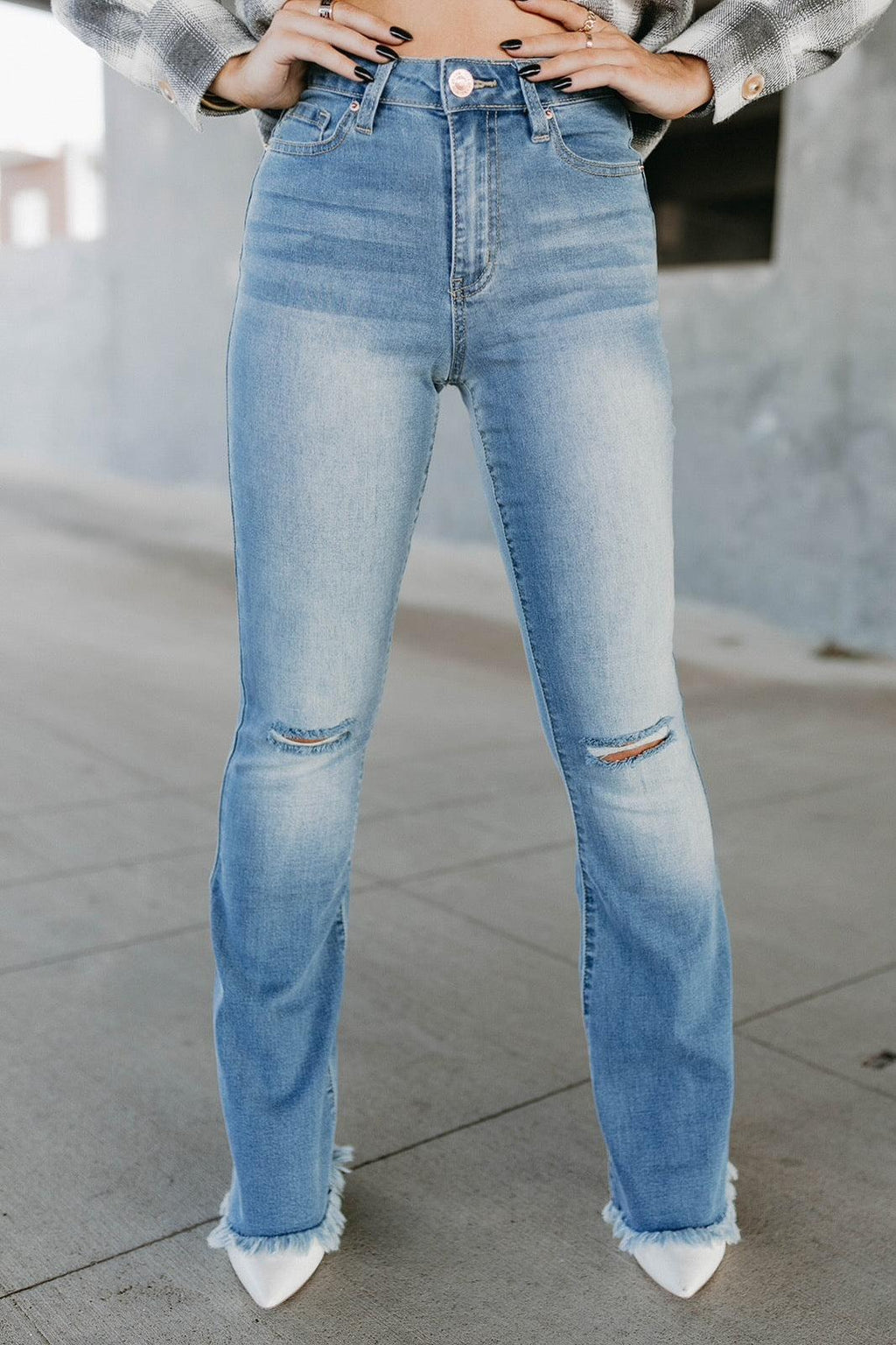 rise flare jeans // 32" inseam