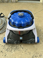 hayward aquavac 650 robotic pool vacuum