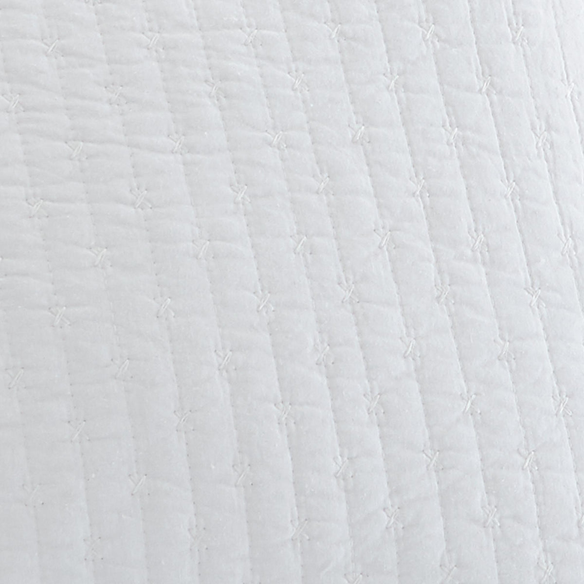 Levtex Home - Casita White Quilt Set - Twin Quilt + One Standard Pillow Sham - Frin- White - Quilt Size (68x86in.) and Pillow Sham Size (26x20in.) - Reversible - Cotton Fabric